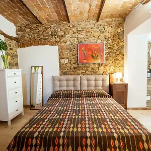 https://le-rose-casa-della-ciri.it-tuscanyhotel.com